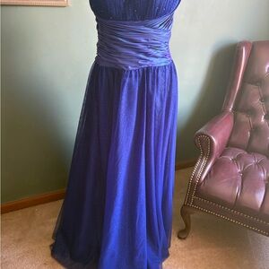 Like New! Beautiful Royal Blue Sparkly Formal Dress